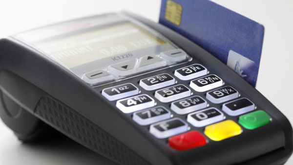 Obbligo di Pos per i commercianti, cosa dice la legge?